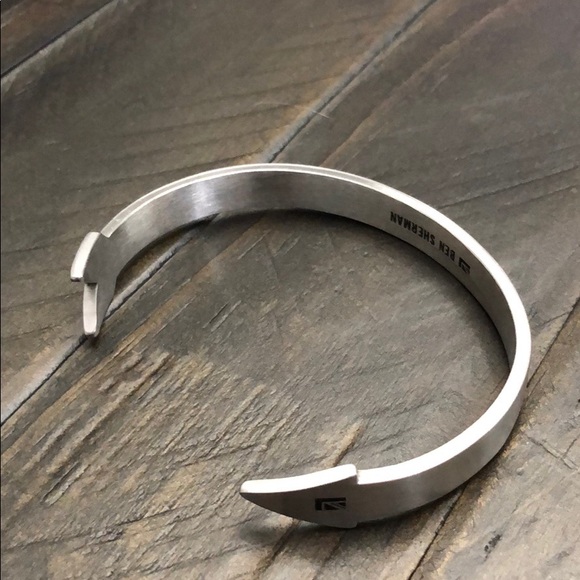 Ben Sherman Other - Ben Sherman Arrow Cuff Bracelet